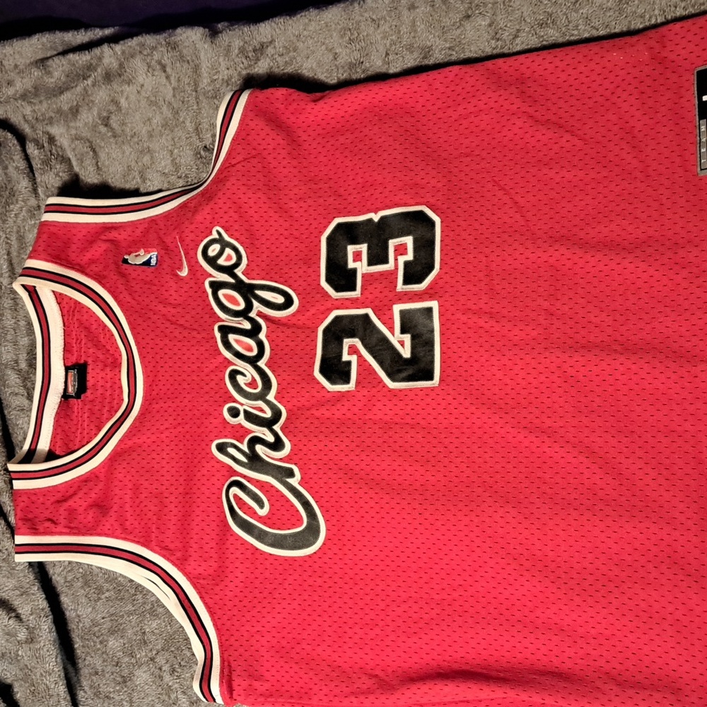 Nike NBA 1984 Chicago Bulls Michael Jordan #23 Jersey Flight 8403 Size L.